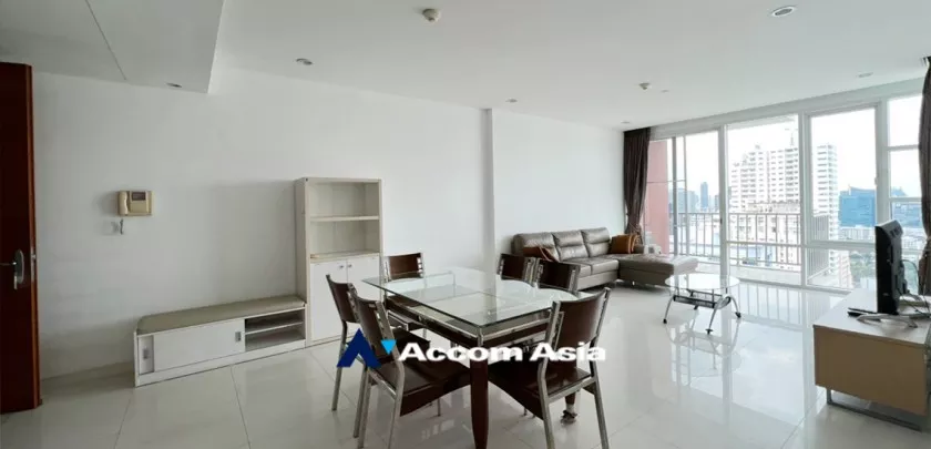 Pet friendly |  2 Bedrooms  Condominium For Rent in Sukhumvit, Bangkok  near BTS Ekkamai (AA24213)