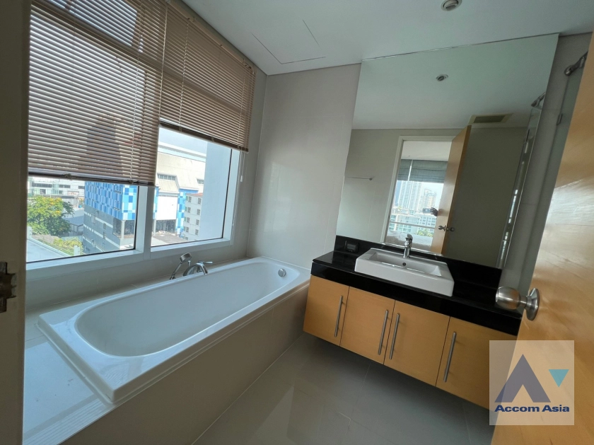 18  2 br Condominium for rent and sale in Sukhumvit ,Bangkok BTS Ekkamai at Fullerton Sukhumvit AA24214