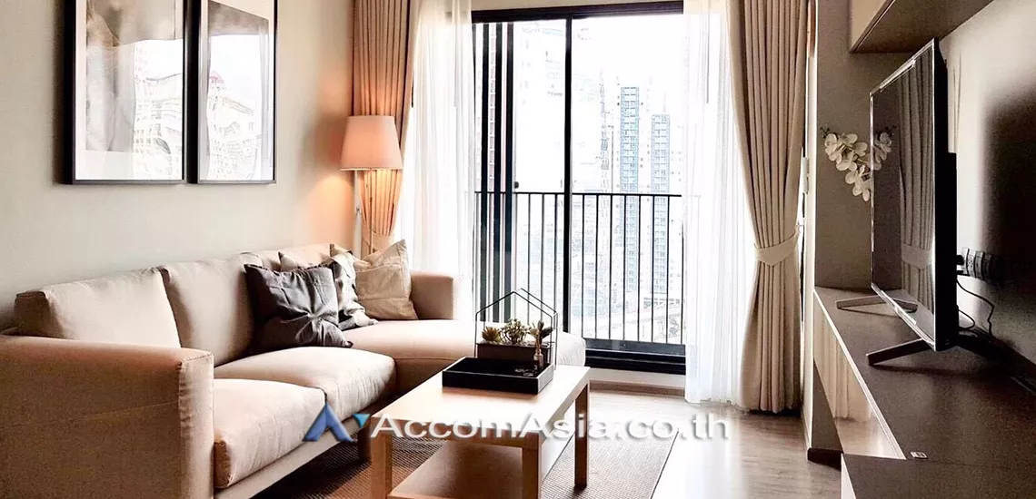  2 Bedrooms  Condominium For Rent in Sukhumvit, Bangkok  near BTS Ekkamai (AA24255)