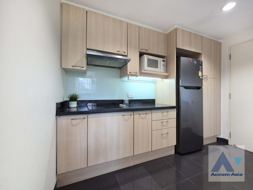  1  2 br Condominium For Rent in Sathorn ,Bangkok BRT Thanon Chan at Bangkok Garden Condominium AA24263