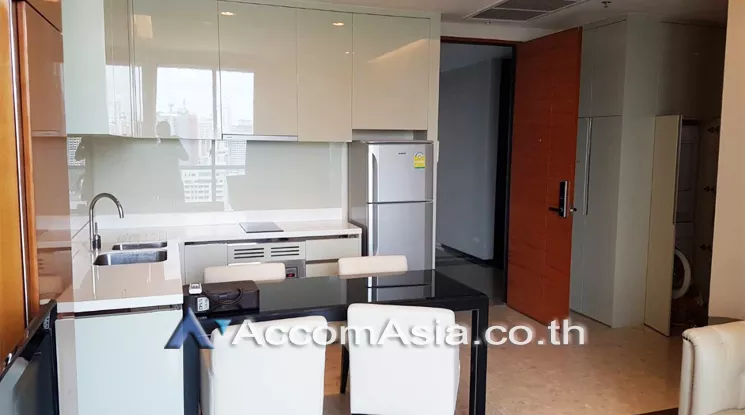  2 Bedrooms  Condominium For Rent in Sukhumvit, Bangkok  near BTS Phrom Phong (AA24266)