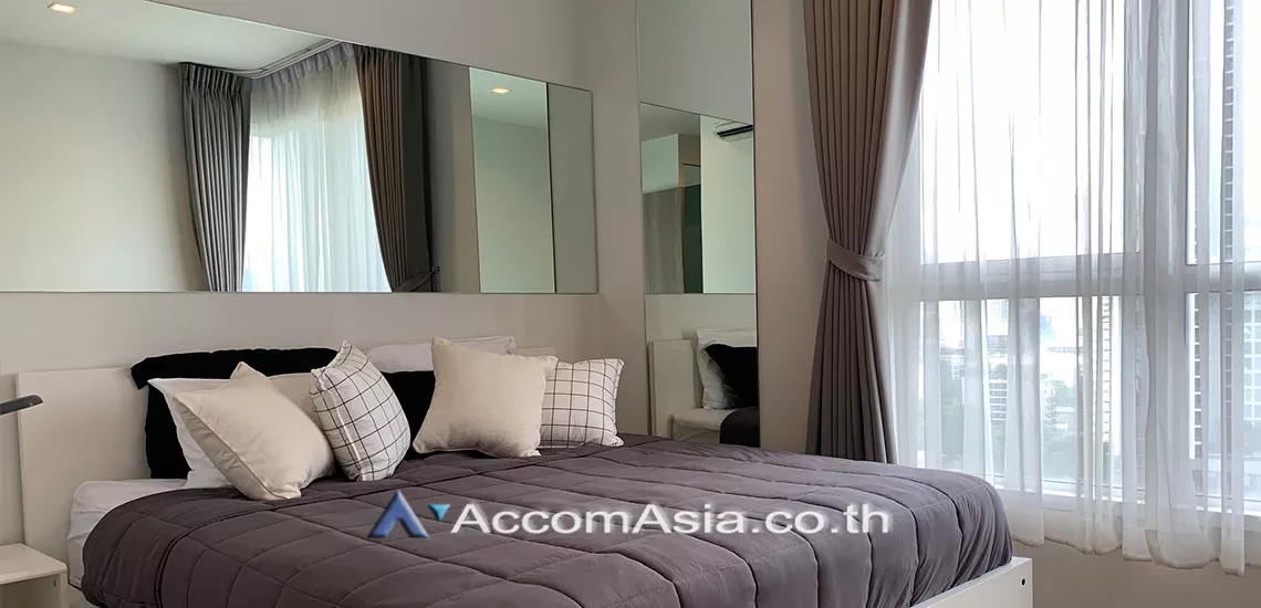  1 Bedroom  Condominium For Rent in Sukhumvit, Bangkok  near BTS Thong Lo (AA24278)