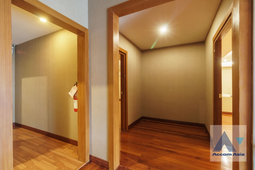 15  10 br House For Rent in Sukhumvit ,Bangkok BTS Ekkamai AA24284