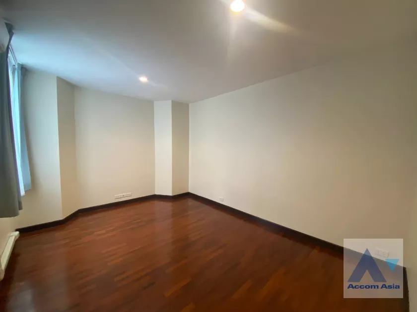 17  5 br House For Rent in Sukhumvit ,Bangkok BTS Thong Lo at Thonglor House Compound AA24348