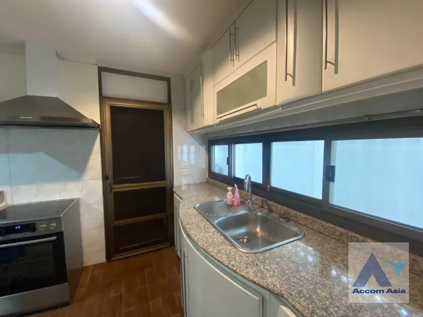 7  5 br House For Rent in Sukhumvit ,Bangkok BTS Thong Lo at Thonglor House Compound AA24348