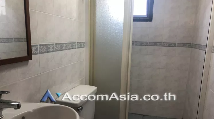 4  2 br Apartment For Rent in Phaholyothin ,Bangkok BTS Ari at Apartment For RENT AA31401