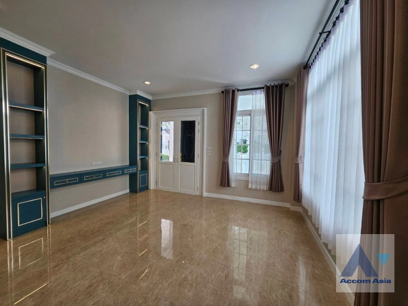 32  5 br House for rent and sale in Bangna ,Bangkok  at Fantasia Villa 4 AA31664