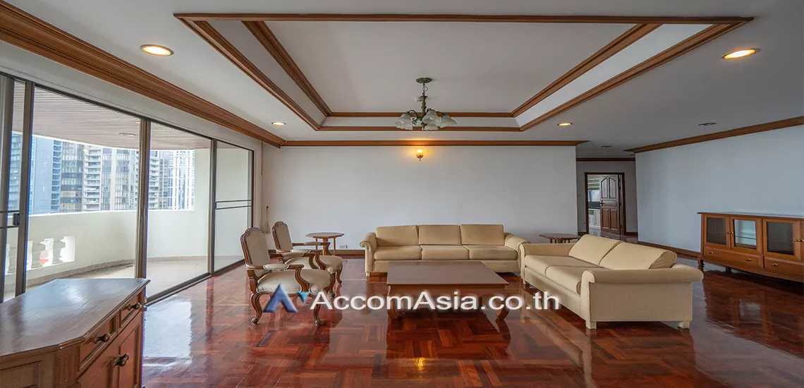 Big Balcony, Pet friendly |  3 Bedrooms  Apartment For Rent in Sukhumvit, Bangkok  near BTS Phrom Phong (AA24363)