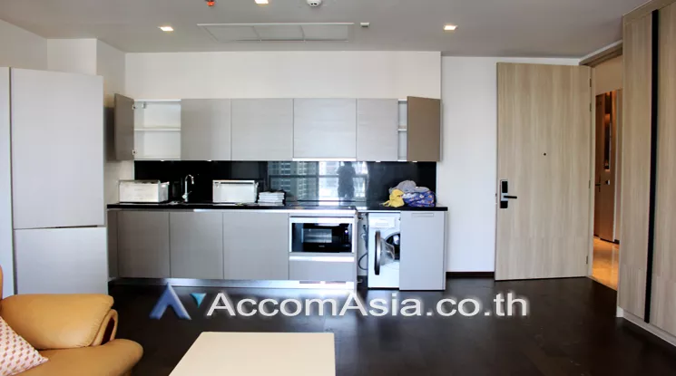  2 Bedrooms  Condominium For Rent in Sukhumvit, Bangkok  near BTS Phrom Phong (AA24373)