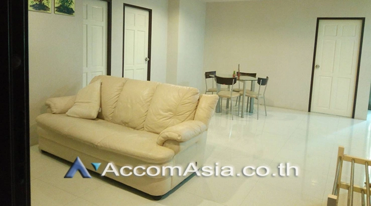  3 Bedrooms  Condominium For Rent & Sale in Sukhumvit, Bangkok  near MRT Phetchaburi (AA24376)