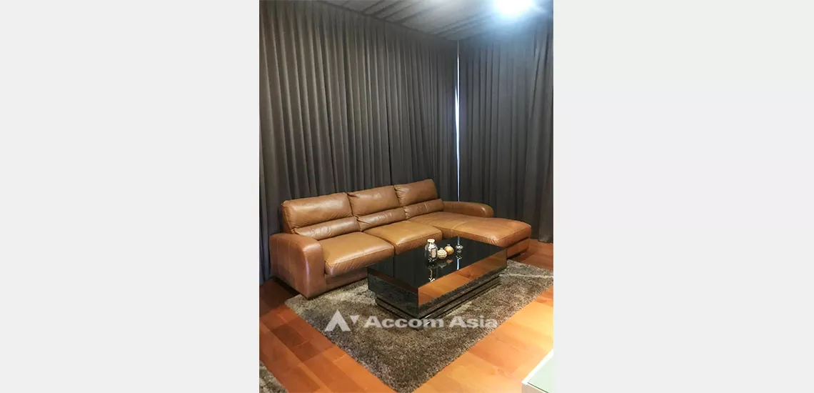  2 Bedrooms  Condominium For Rent in Sukhumvit, Bangkok  near BTS Thong Lo (AA24387)