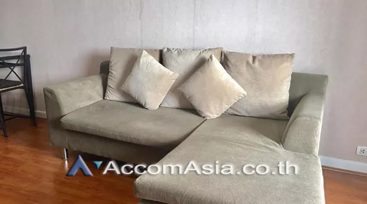  2 Bedrooms  Condominium For Rent in Sukhumvit, Bangkok  near BTS Phrom Phong (AA24394)