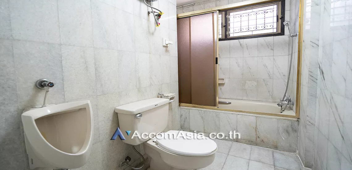 16  3 br House For Rent in Sukhumvit ,Bangkok BTS Asok - MRT Sukhumvit AA24422