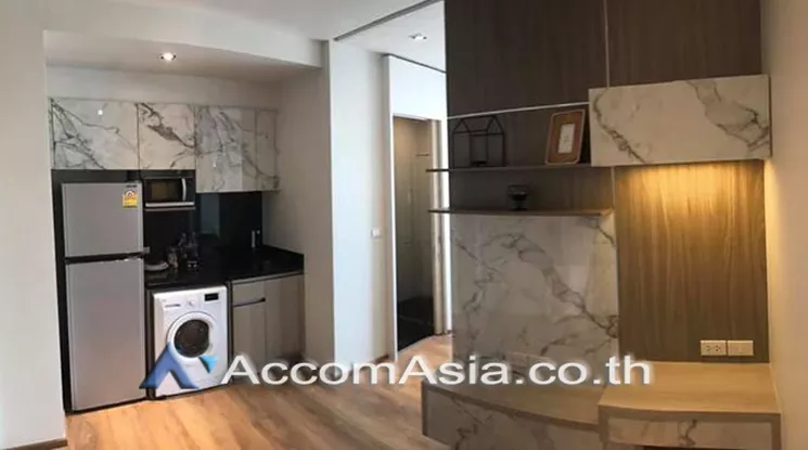  1 Bedroom  Condominium For Rent in Sukhumvit, Bangkok  near BTS Phrom Phong (AA24501)