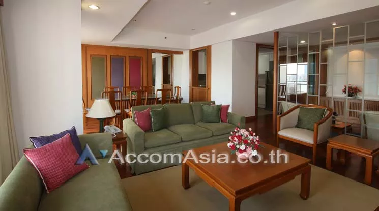  3 Bedrooms  Condominium For Rent in Sathorn, Bangkok  near BRT Thanon Chan (2018403)