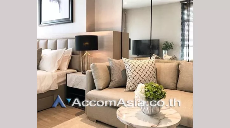  Condominium For Rent in Sukhumvit, Bangkok  near BTS Ekkamai (AA24594)