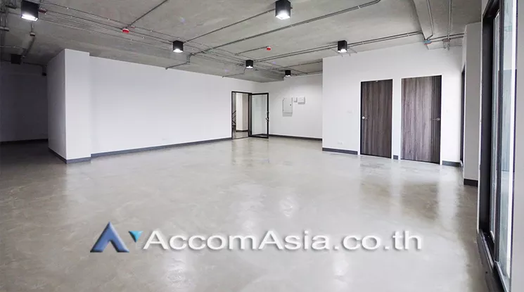  Office space For Rent in Sukhumvit, Bangkok  near BTS Thong Lo (AA24606)