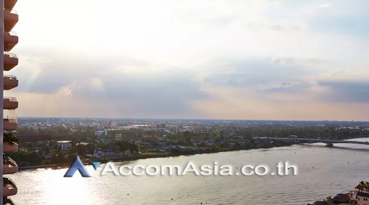  1  3 br Condominium For Sale in Phaholyothin ,Bangkok  at Riverine Place AA24616