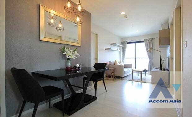 Corner Unit, Fully Furnished |  2 Bedrooms  Condominium For Rent in Ratchadapisek, Bangkok  near BTS Asok (AA24622)