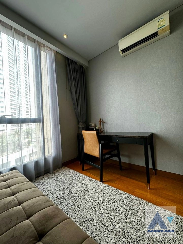 10  2 br Condominium for rent and sale in Sukhumvit ,Bangkok BTS Phrom Phong at The Lumpini 24 AA24655