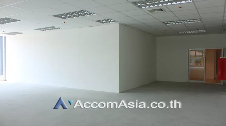  Office space For Rent in Sukhumvit, Bangkok  near BTS Phra khanong (AA24663)