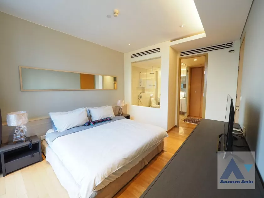  1 Bedroom  Condominium For Rent in Sukhumvit, Bangkok  near BTS Thong Lo (AA24665)