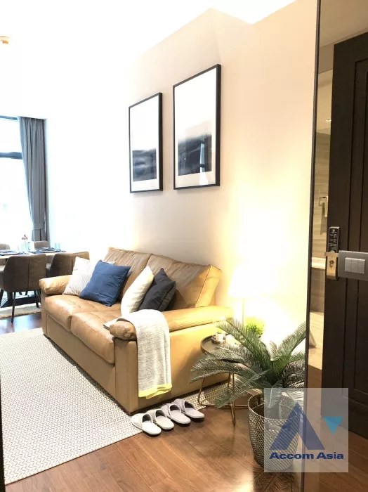  1 Bedroom  Condominium For Rent in Sukhumvit, Bangkok  near BTS Phrom Phong (AA24695)