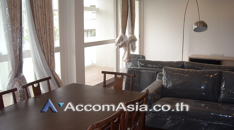 Pet friendly |  2 Bedrooms  Apartment For Rent in Sukhumvit, Bangkok  near BTS Phrom Phong (AA24704)