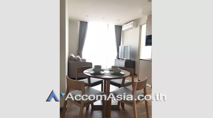  2 Bedrooms  Condominium For Rent in Sukhumvit, Bangkok  near BTS Phrom Phong (AA24757)