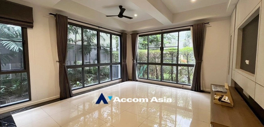 13  5 br House For Rent in Bang Na ,Bangkok BTS Bang Na at House in Compound AA24780