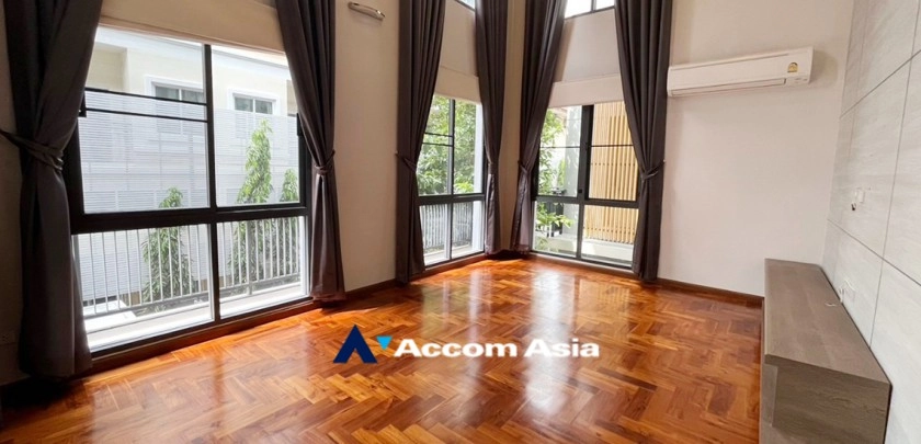 10  5 br House For Rent in Bang Na ,Bangkok BTS Bang Na at House in Compound AA24780