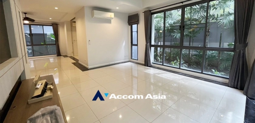 21  5 br House For Rent in Bang Na ,Bangkok BTS Bang Na at House in Compound AA24780