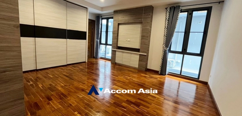 26  5 br House For Rent in Bang Na ,Bangkok BTS Bang Na at House in Compound AA24780