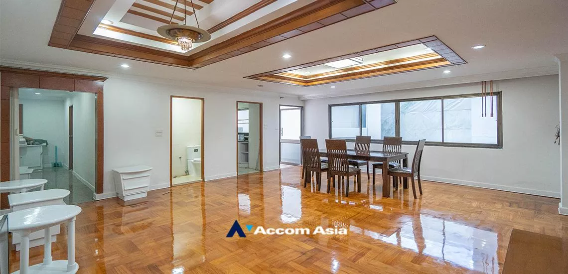 Big Balcony, Pet friendly |  2 Bedrooms  Apartment For Rent in Sukhumvit, Bangkok  near BTS Phrom Phong (AA24784)