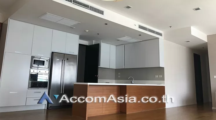 Pet friendly |  3 Bedrooms  Condominium For Rent in Sukhumvit, Bangkok  near BTS Phrom Phong (AA24786)