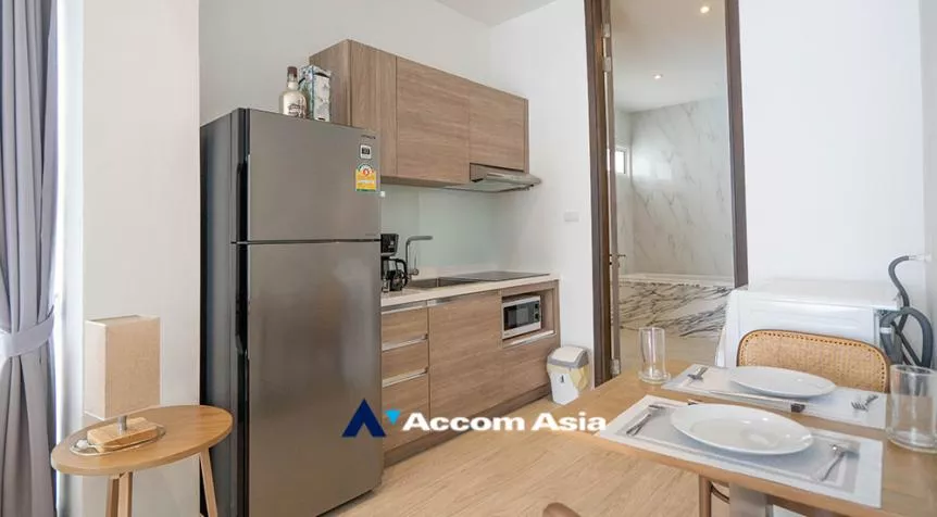  1 Bedroom  Apartment For Rent in Sukhumvit, Bangkok  near BTS Thong Lo (AA24809)