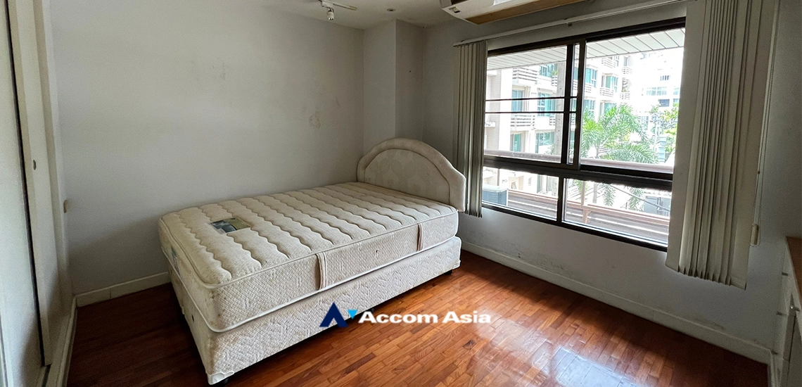 7  2 br Condominium For Sale in Ploenchit ,Bangkok BTS Ploenchit at Baan Ploenchit AA24841