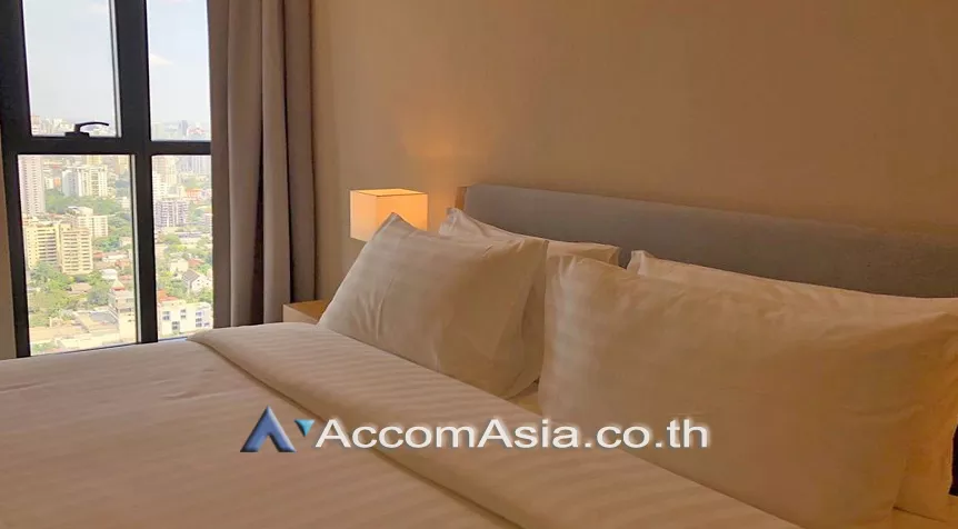  1 Bedroom  Condominium For Rent & Sale in Sukhumvit, Bangkok  near BTS Asok - MRT Sukhumvit (AA24842)