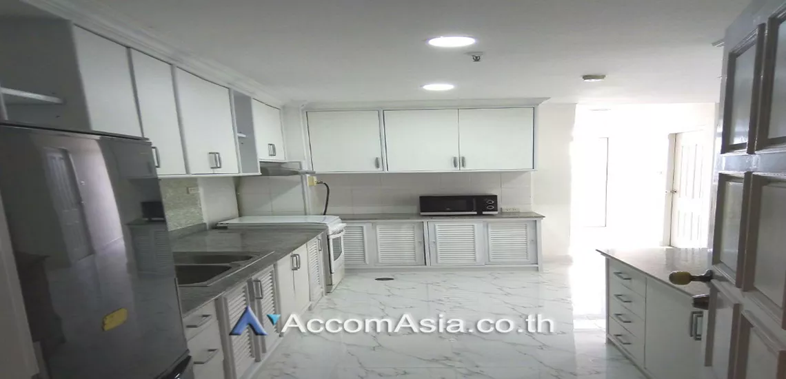 Pet friendly |  2 Bedrooms  Condominium For Rent in Sukhumvit, Bangkok  near BTS Thong Lo (AA24885)