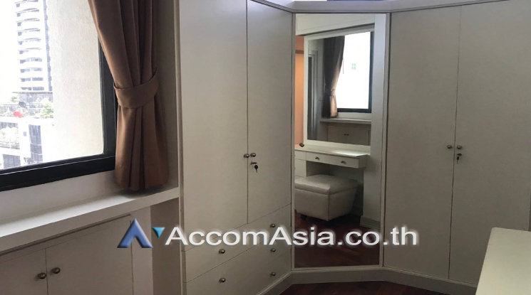  2 Bedrooms  Condominium For Rent in Sukhumvit, Bangkok  near BTS Phrom Phong (AA24892)