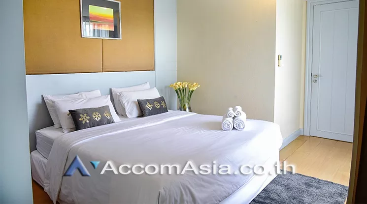  2 Bedrooms  Apartment For Rent in Sukhumvit, Bangkok  near BTS Thong Lo (AA24911)