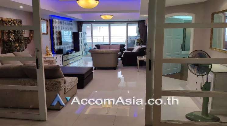  2 Bedrooms  Condominium For Rent in Sukhumvit, Bangkok  near BTS Phrom Phong (AA24918)