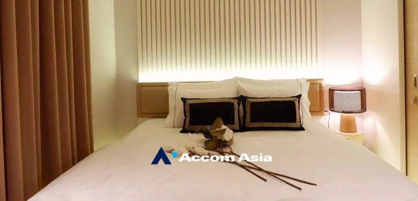  2 Bedrooms  Condominium For Rent in Sukhumvit, Bangkok  near BTS Phrom Phong (AA24933)