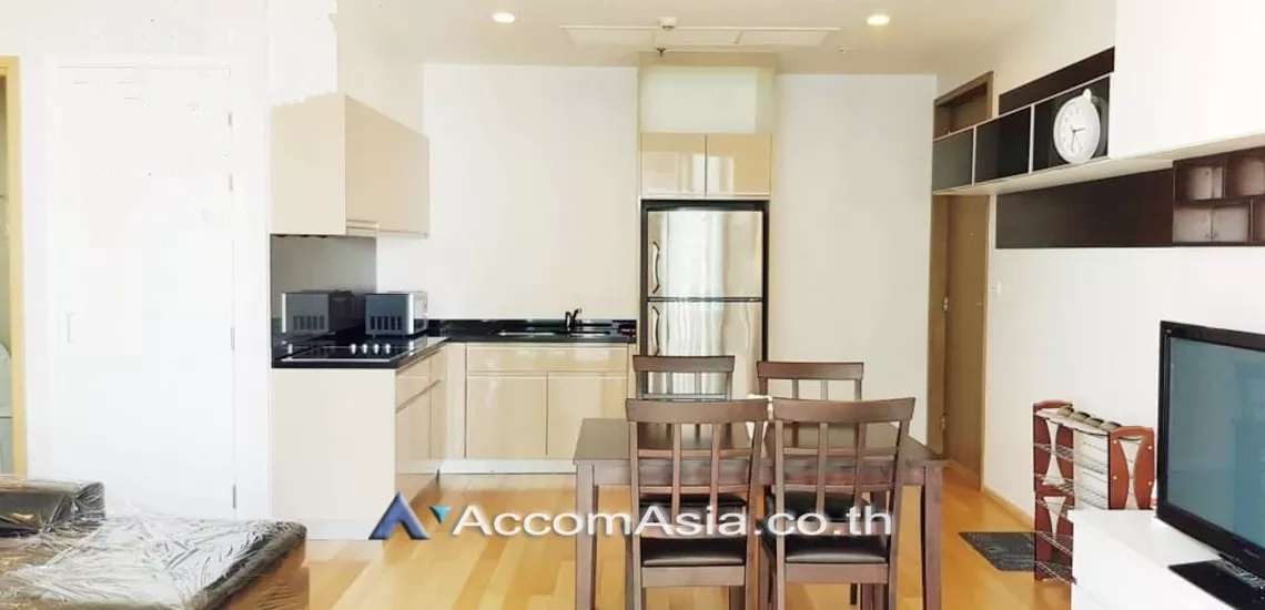  2 Bedrooms  Condominium For Rent in Sukhumvit, Bangkok  near BTS Phrom Phong (AA24953)