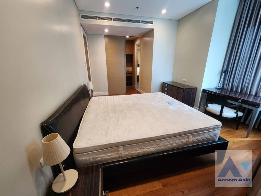 Corner Unit |  1 Bedroom  Condominium For Rent in Sukhumvit, Bangkok  near BTS Phrom Phong (AA24976)