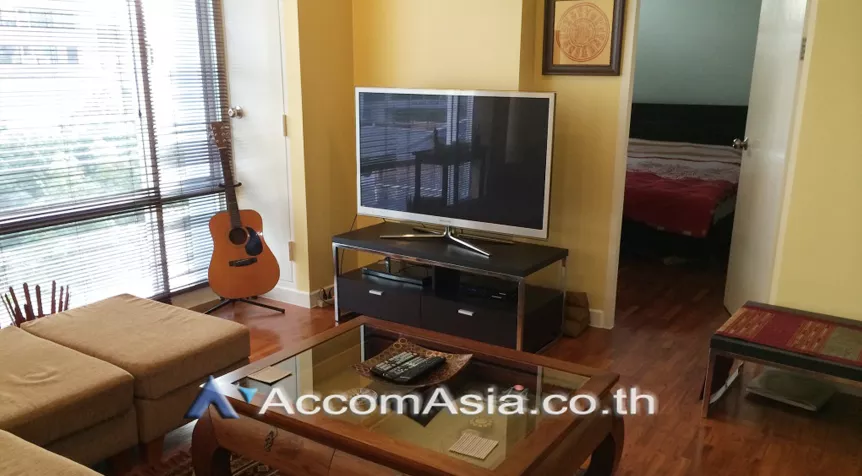  1 Bedroom  Condominium For Rent in Sukhumvit, Bangkok  near BTS Asok - MRT Sukhumvit (AA24999)