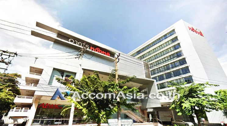  Wanglee Tower Office space  for Rent BTS Surasak in Silom Bangkok