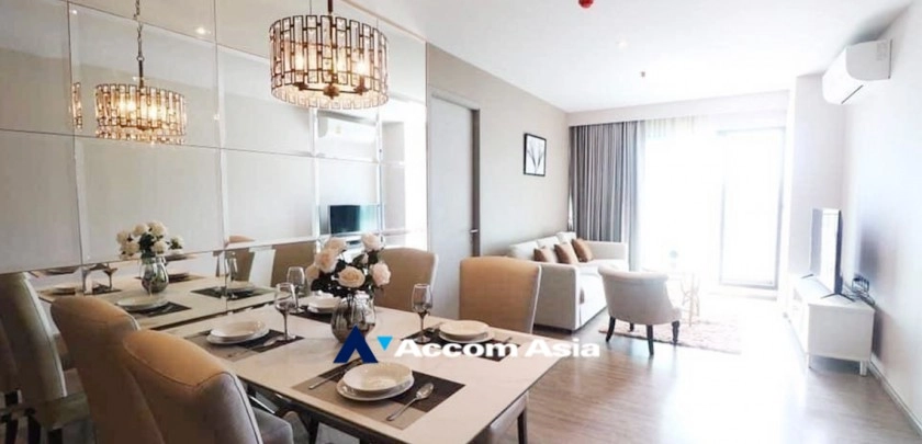  2 Bedrooms  Condominium For Rent in Sukhumvit, Bangkok  near BTS Ekkamai (AA25043)