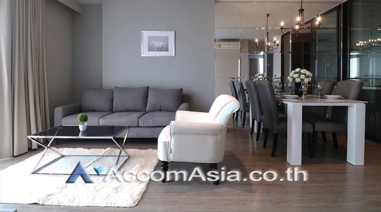  2 Bedrooms  Condominium For Rent in Sukhumvit, Bangkok  near BTS Ekkamai (AA25045)