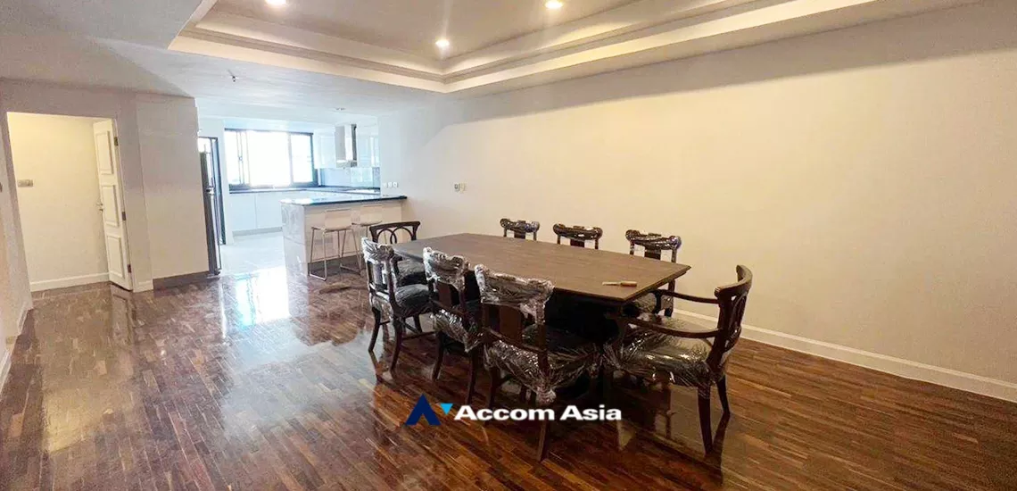  2 Bedrooms  Apartment For Rent in Sukhumvit, Bangkok  near BTS Thong Lo (AA25105)